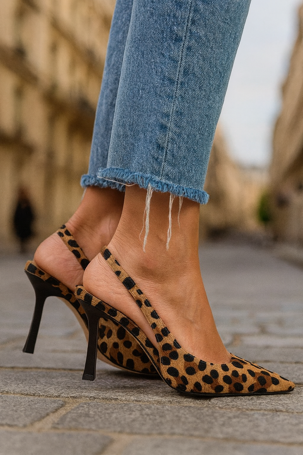 Liorina | Escarpins kaki à imprimé léopard avec bout en pointe