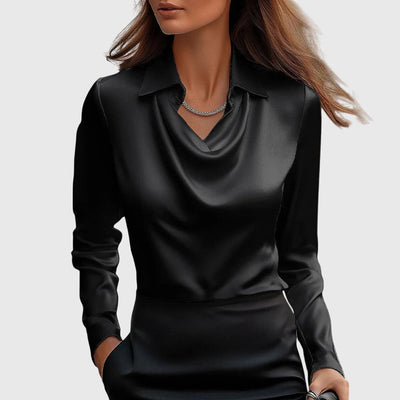 Léa™ | Blouse à Col Plissé avec Finition Satinée