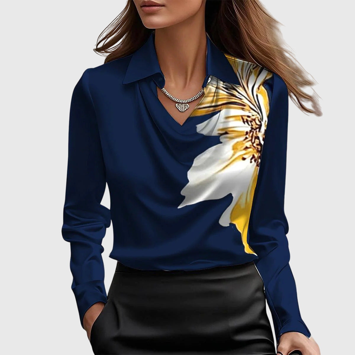 Léa™ | Blouse à Col Plissé avec Finition Satinée