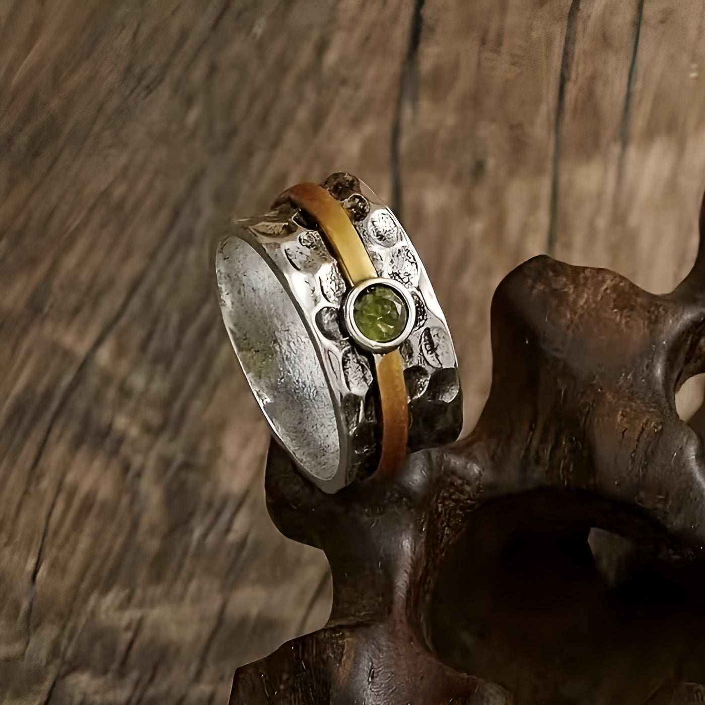 Bague en zirconium vert élégant