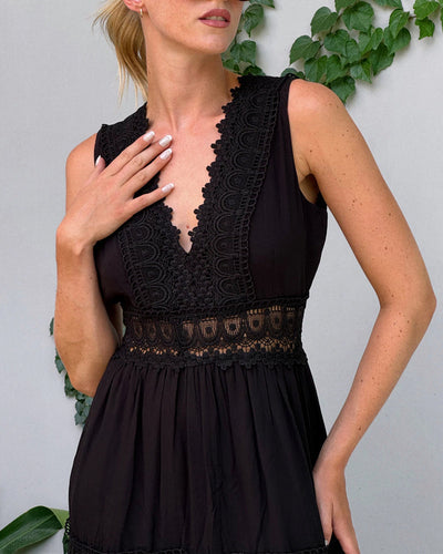 Isabelle | Ärmelloses Midikleid im Boho-Stil mit Spitzendetails